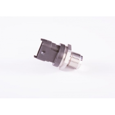 Датчик давления топлива в рейке рампе Renault, Volvo 7.1, 7.2 BOSCH 0281006053