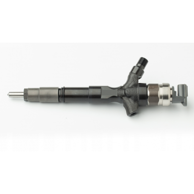 Форсунка 23670-39365, 295050-0200, 295050-0460 Toyota Hilux, Prado